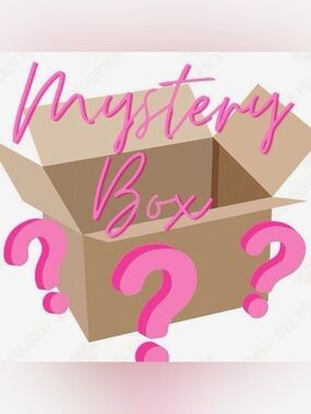 Mystery box NAME BRNAD CLOTHES
